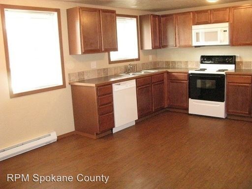 Building Photo - 2 br, 1 bath House - 10620 E 14th Ave Unit B