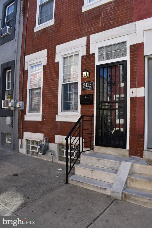 Foto del edificio - 2423 N Clarion St
