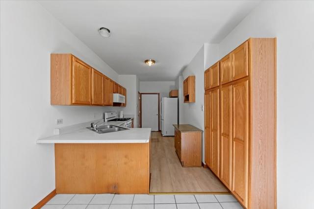 Building Photo - 2 bedroom in Bolingbrook IL 60440