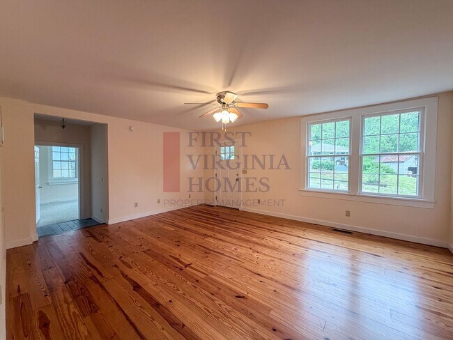 Foto del edificio - 2Bed/1Bath Scottsville Rental