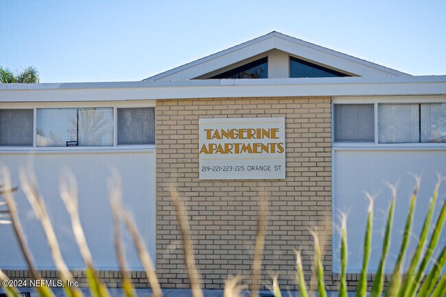 Foto del edificio - 223 Orange St