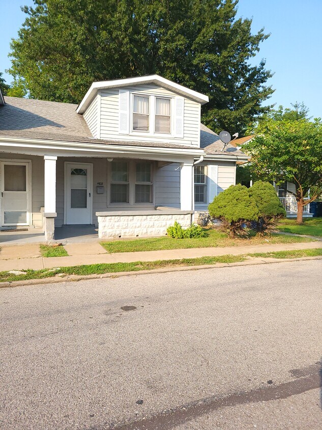 4833 Hannover Ave, Saint Louis, MO 63123 Townhome Rentals in Saint