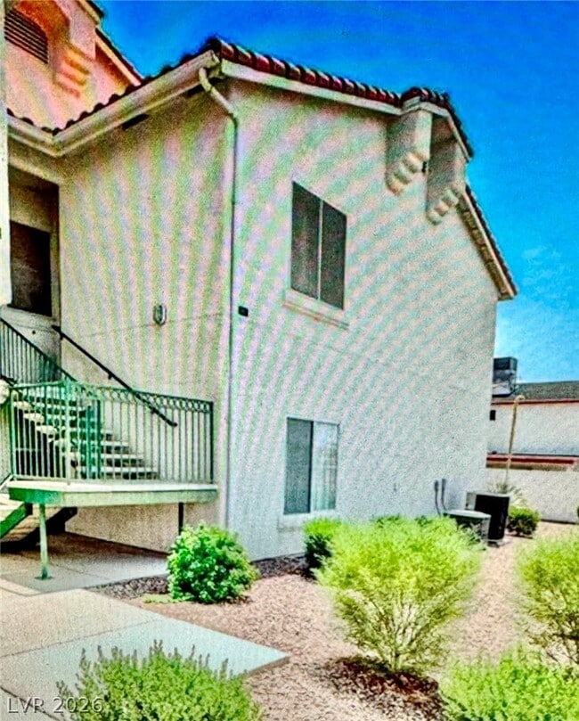 Building Photo - 6201 E Lake Mead Blvd