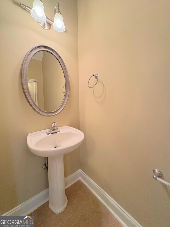 Foto del edificio - 460 S Barnett Shoals Rd