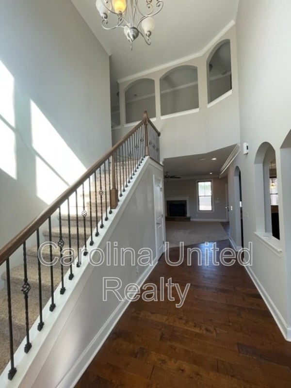 Foto del edificio - 344 Brentford Ave