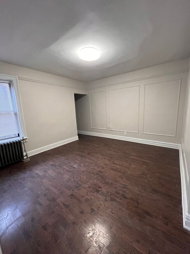 18 Kensington Ave Unit 1D - 24 Kensington Ave