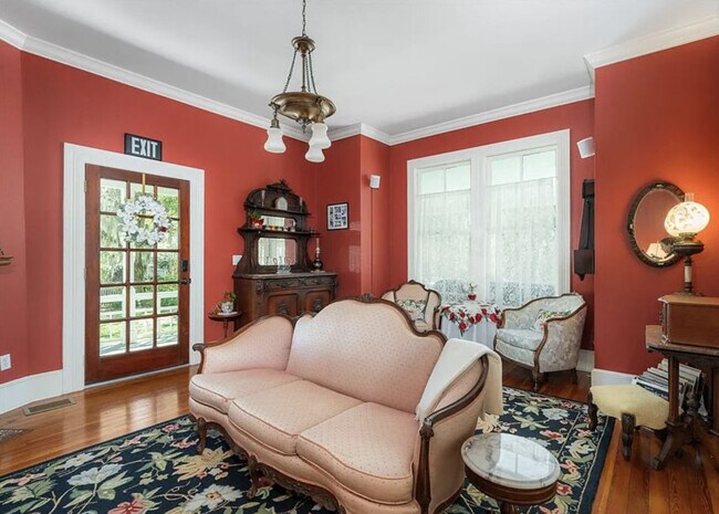 Foto del edificio - 205 SE 7th St