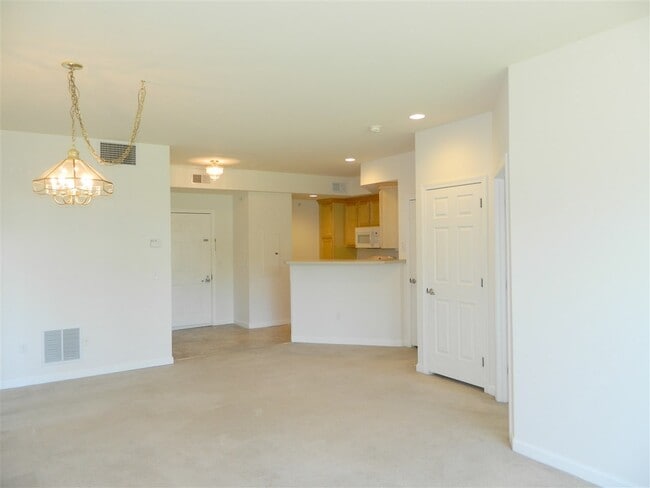 Building Photo - 160 Wiley Rd