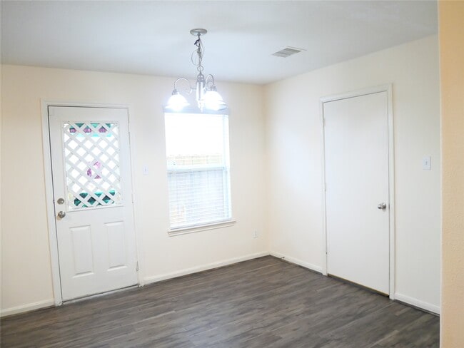 Building Photo - 14915 Aberdeen Meadow Lane