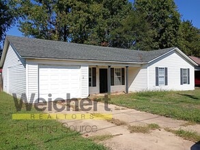 Building Photo - 1003 Walker St