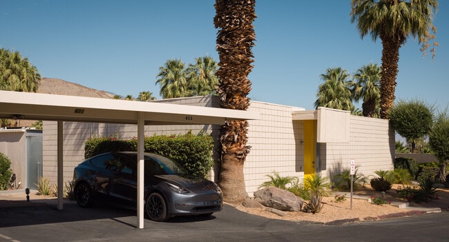 Foto del edificio - 483 Sandpiper St