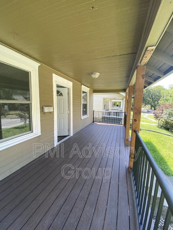 Foto del edificio - 1815 SW Huntoon St