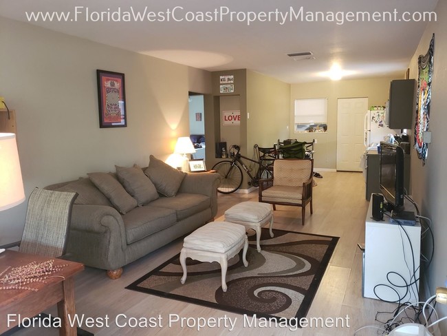 Foto del edificio - 2 br, 1 bath House - 1835 6th St