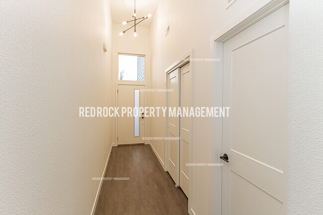 Foto del edificio - 610 S Crescent Ln