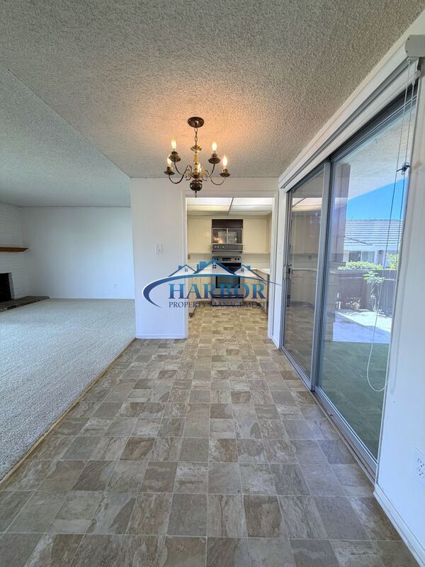 Foto del edificio - 23028 Nadine Cir