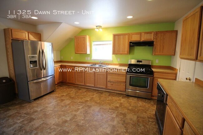 Building Photo - 11325 Dawn St