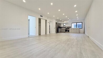Building Photo - 609 Lenox Ave.