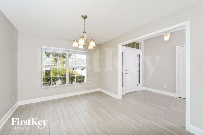 Building Photo - 2178 Chickadee Dr