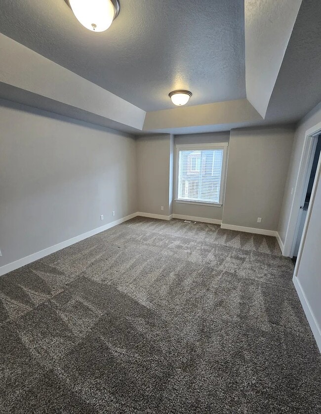 Building Photo - 2048 N 350 E