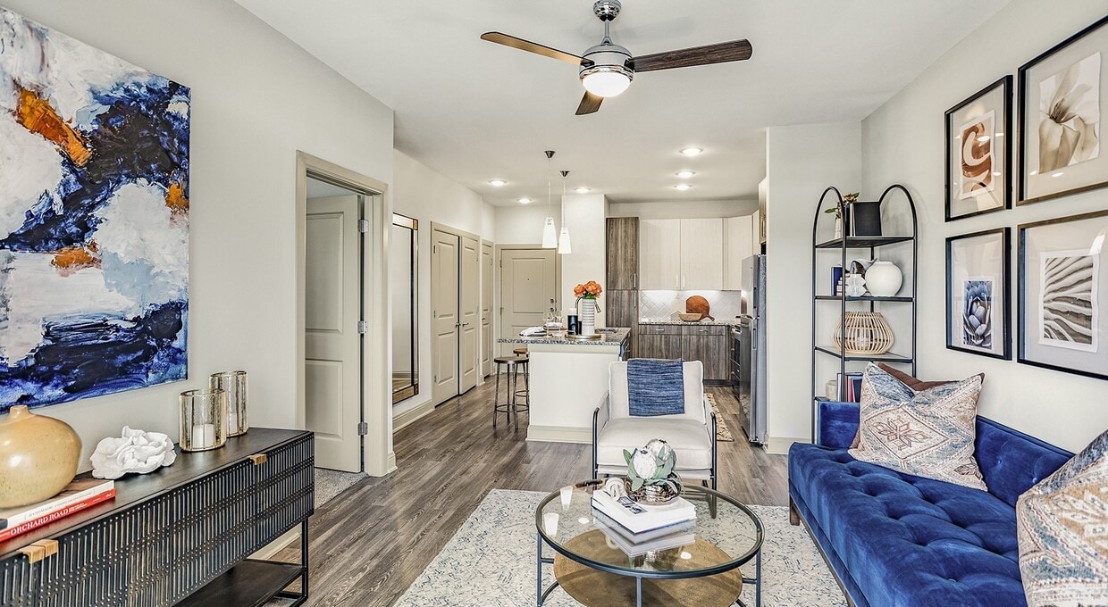 Primary Photo - 7100 Uvalde Rd