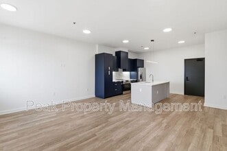 Building Photo - 501 Orleans St