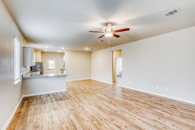 Foto del edificio - 7527 Tipton Meadow Way