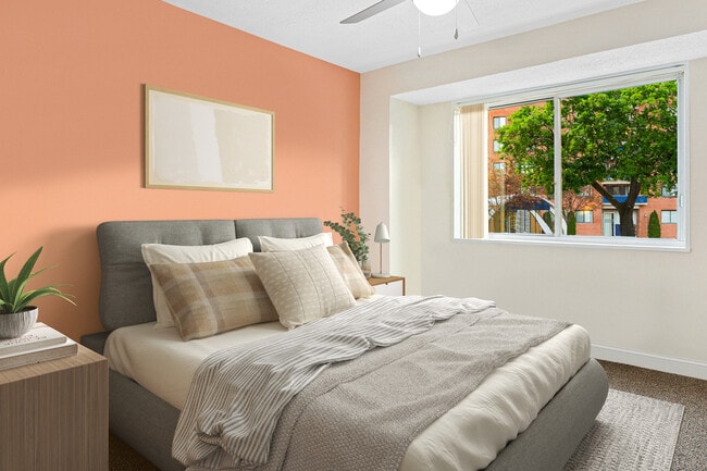 Photo - Summit Hills Apartments