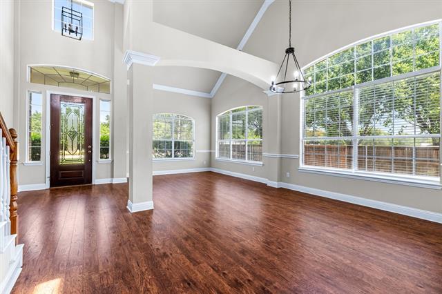 Foto del edificio - 2112 Country Brook Ln