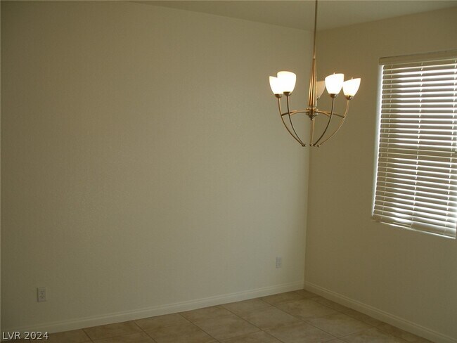 Building Photo - 11245 Sandrone Ave