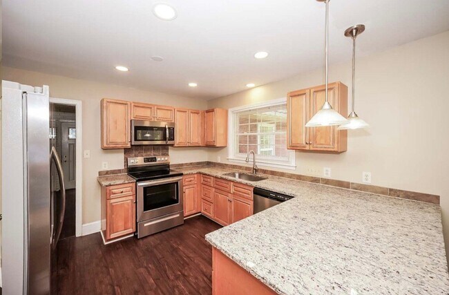 Foto del edificio - 208 N Milford Dr