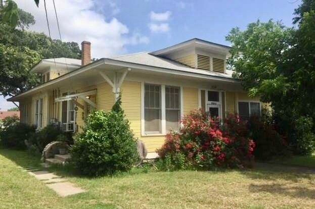 Foto principal - 1709 Avenue C