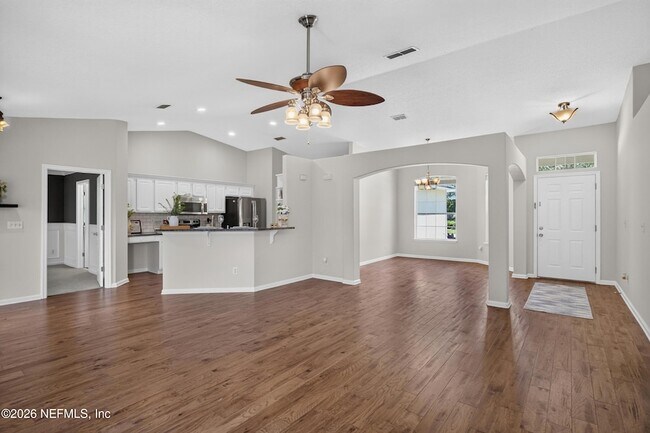Foto del edificio - 12838 Chets Creek Dr N