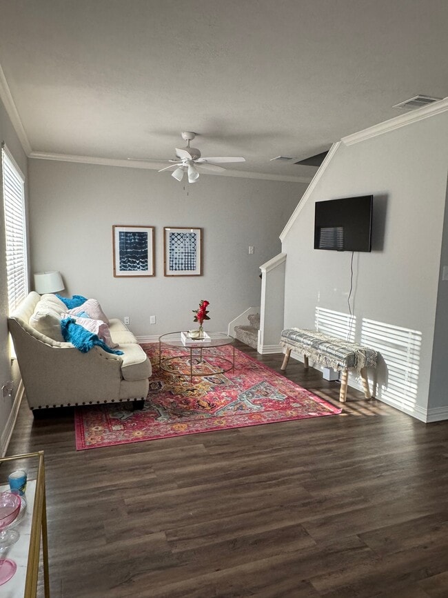 Building Photo - 6999 Halter Loop