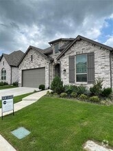 Building Photo - 3031 Aqueduct Ave