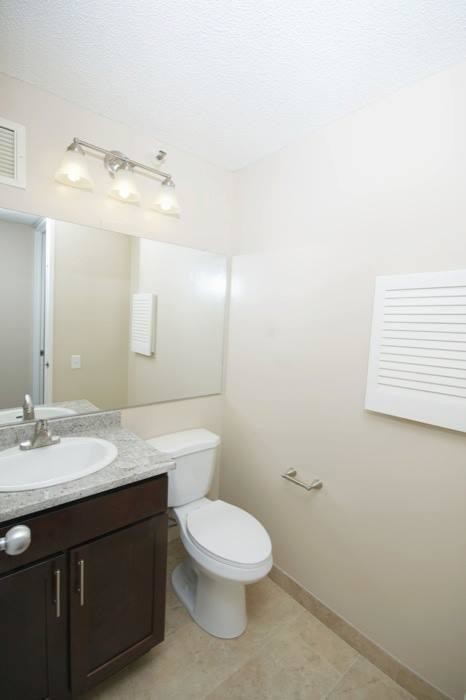 Foto del edificio - 170 N Harbor Dr