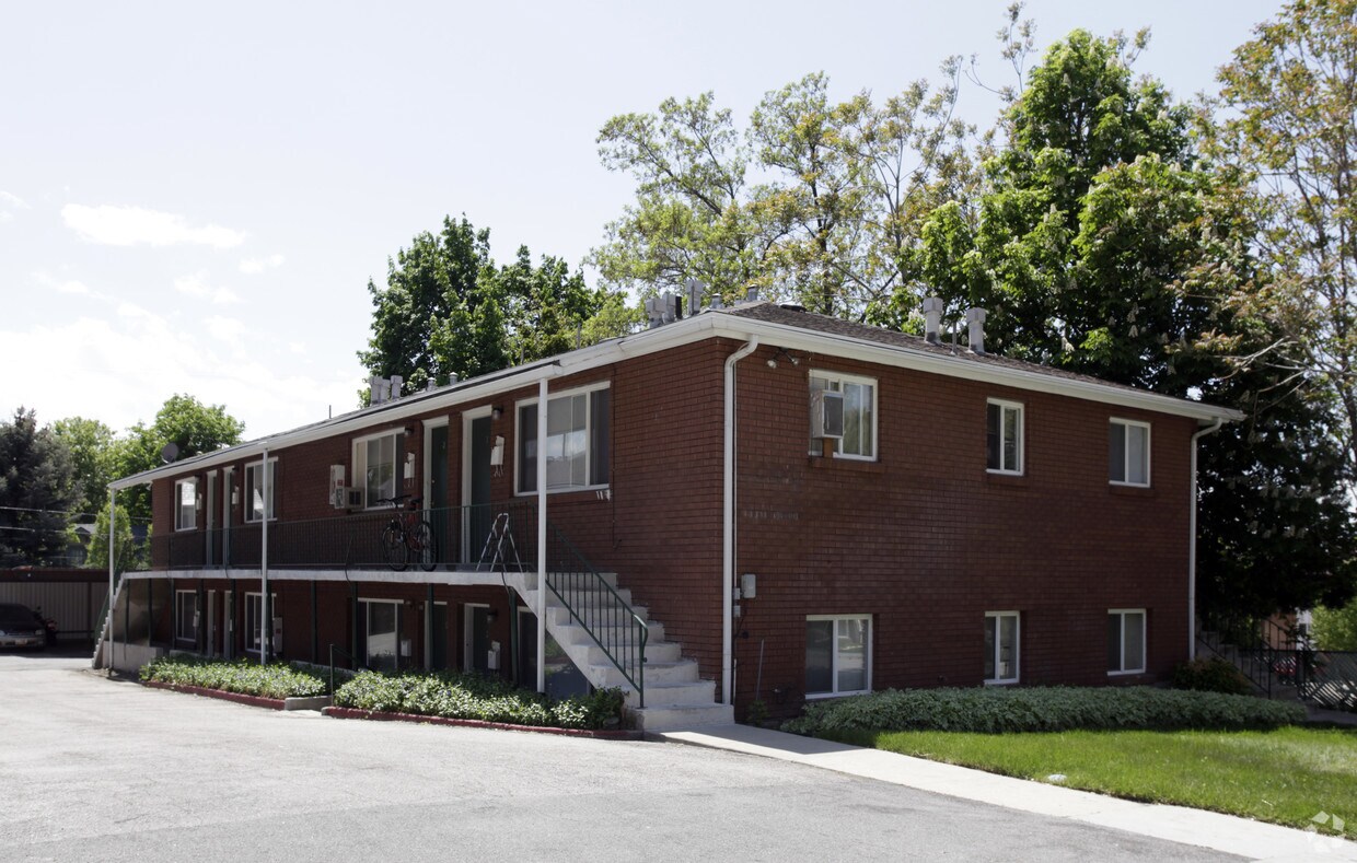 Building Photo - Alameda Cove