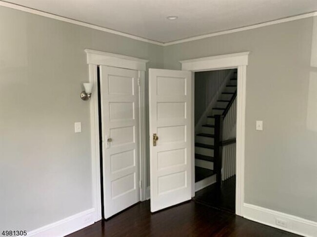 Building Photo - 52-54 Dunnell Rd