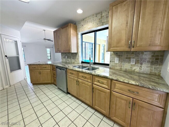 Foto del edificio - 1728 SE 12th St