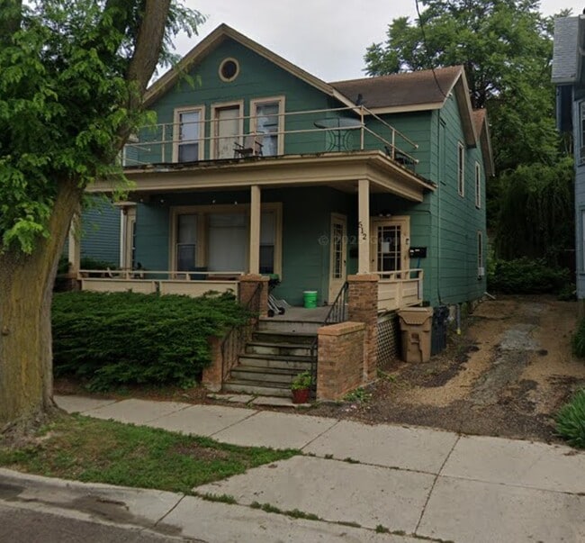 Foto del edificio - 512 E Johnson St