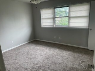 Building Photo - 1466 Bel Air Dr