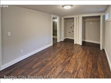 Foto del edificio - 7913 SE Henderson St