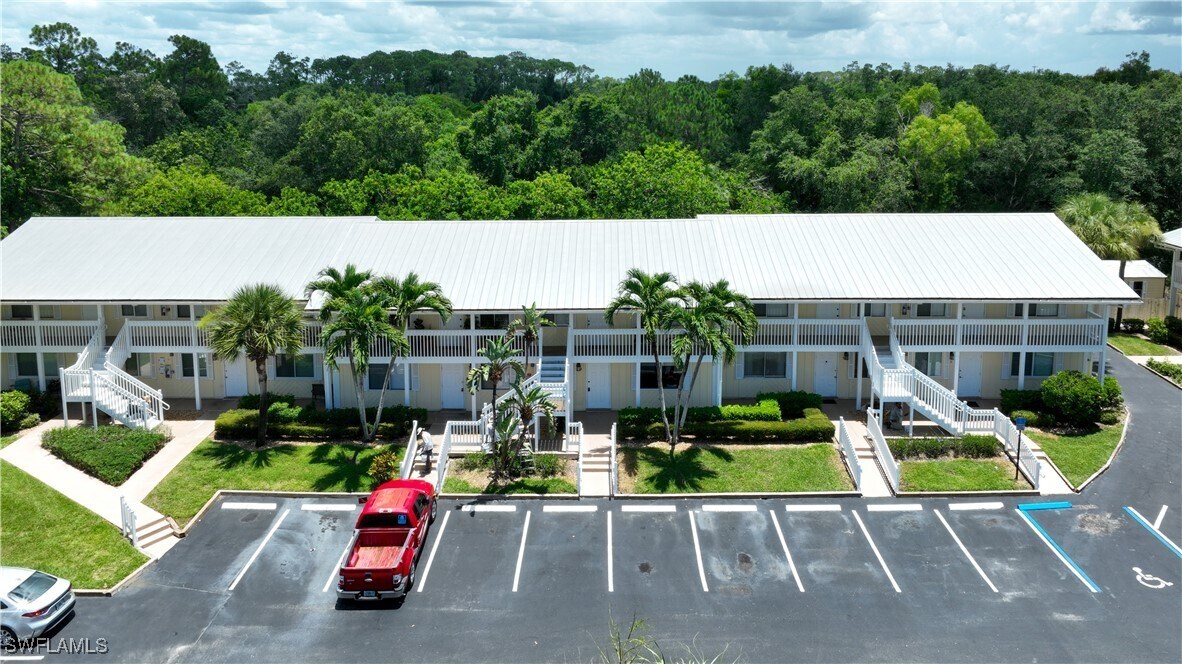 Foto principal - 4621 Bayshore Dr