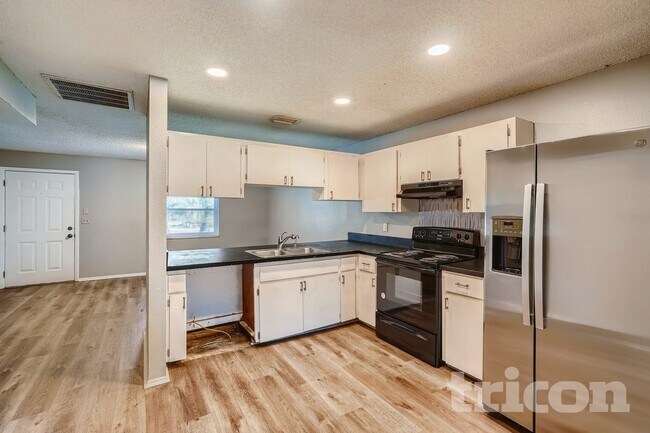 Foto del edificio - 6666 56th Ave N