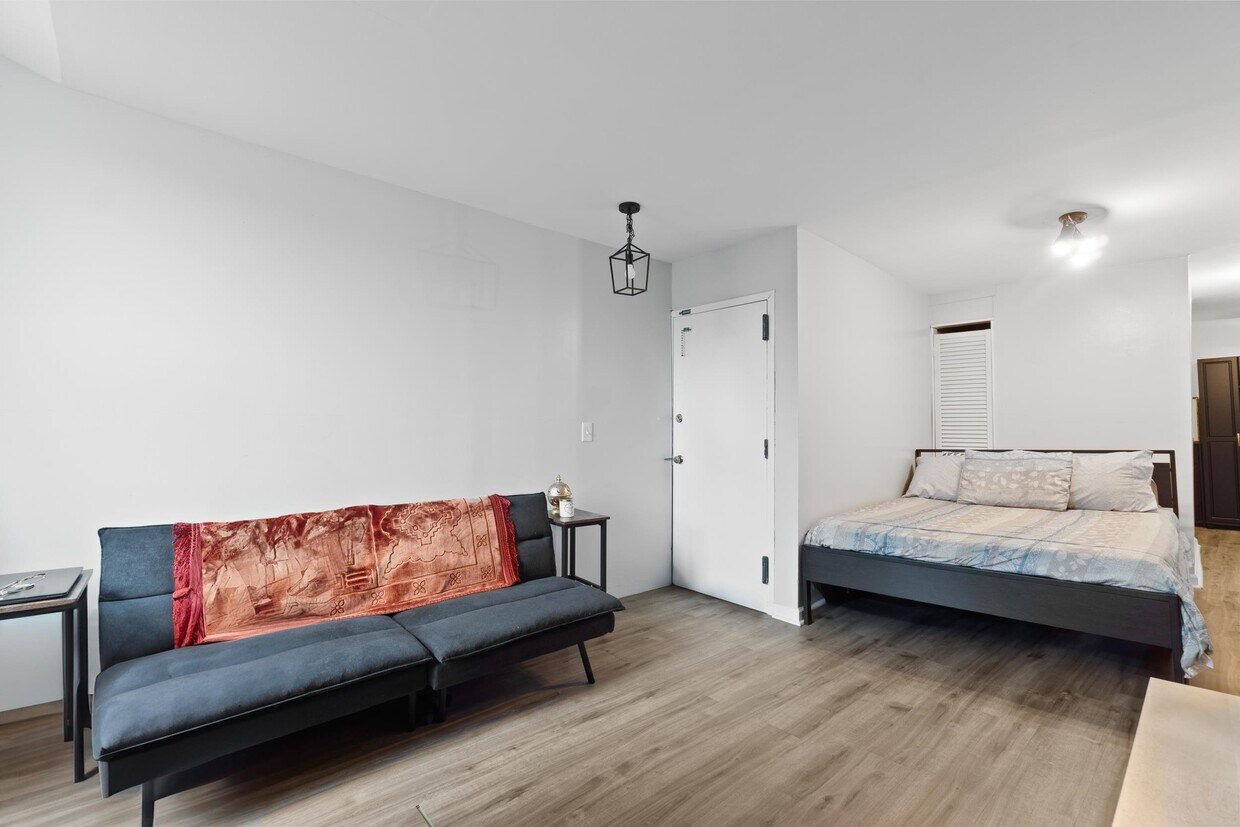 Foto principal - 130 Adams St