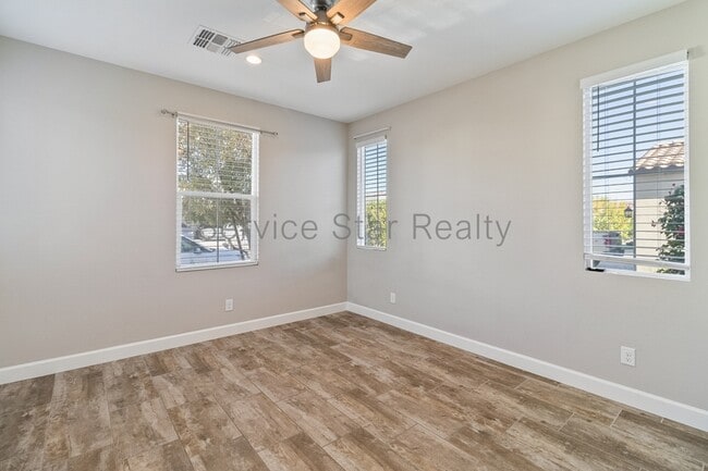 Building Photo - 17171 W Thousand Oaks St