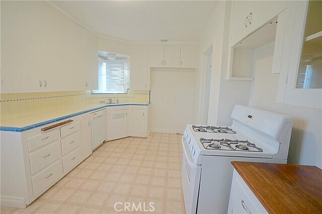 Foto del edificio - 4285 Oakwood Pl