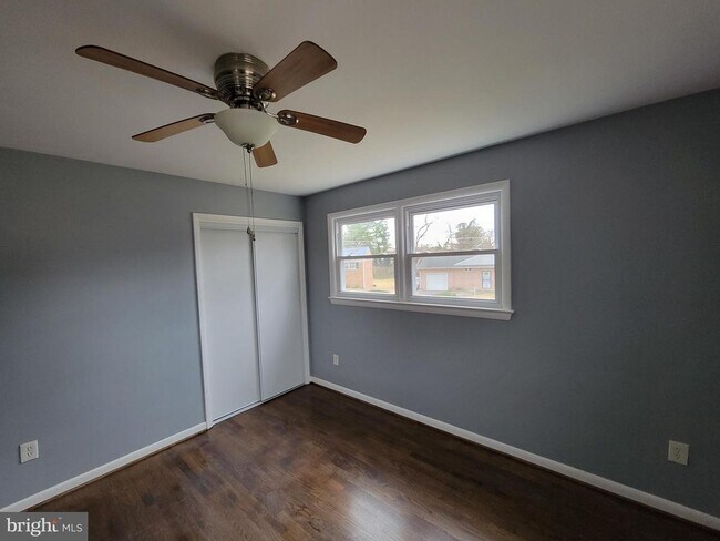 Building Photo - 5708 Hartwell St