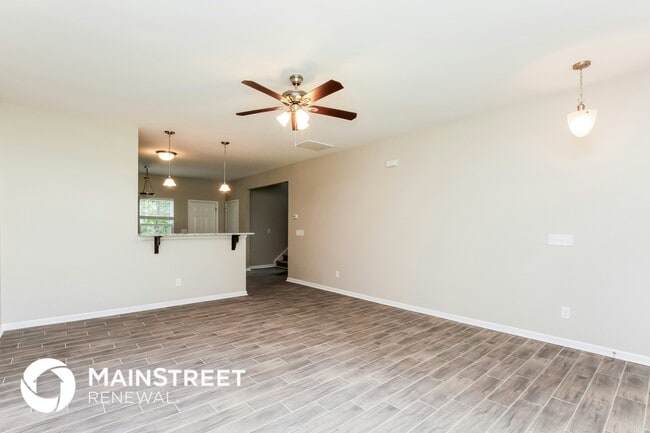 Building Photo - 150 Daisy Ave