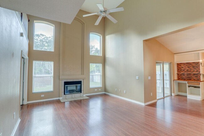 Building Photo - 5536 Misty Wood Ct