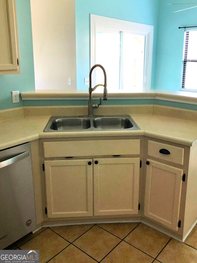 Foto del edificio - 314 Briarwood Cir